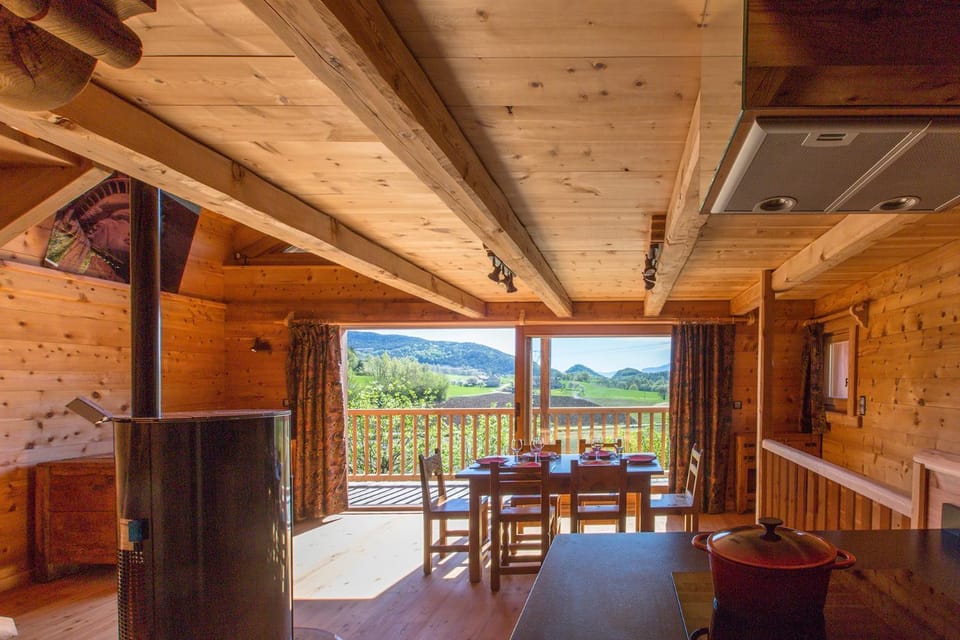 Natural landscape, Balcony/Terrace, Living room, Mountain view