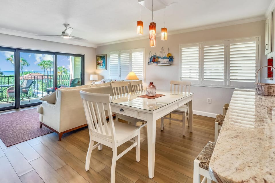 Land's End 7-206 Beach Front - Premier House in Sunset Beach