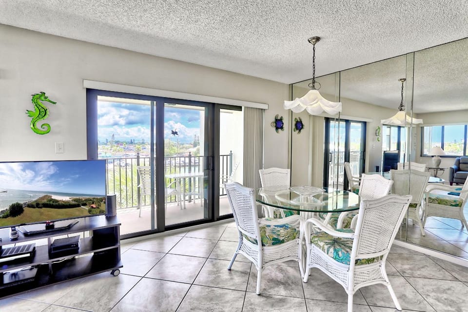Land's End 4-401 Bay Front - Premier House in Sunset Beach