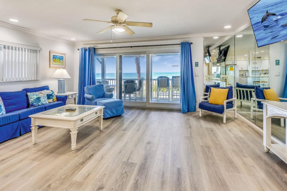 Sunset Villas 1 House in Redington Shores