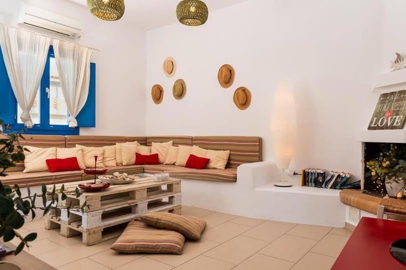 Blue Meadow Villa in Decentralized Administration of the Aegean