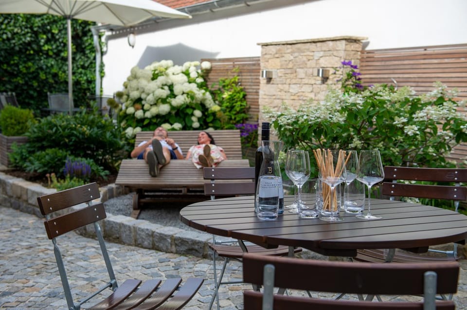 Weingut Breitenfelder Bed and Breakfast in Austria