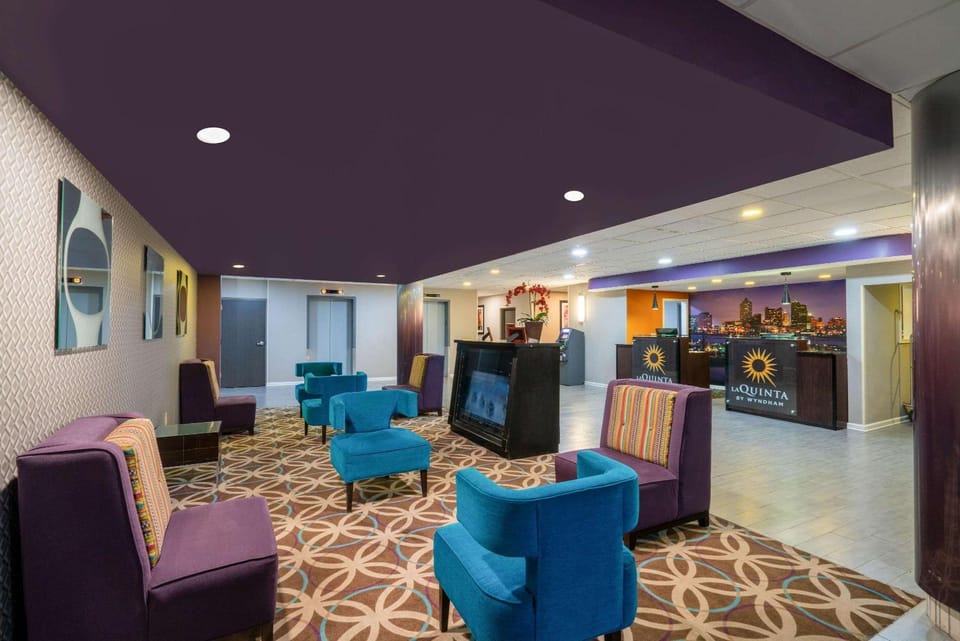Lobby or reception, On site