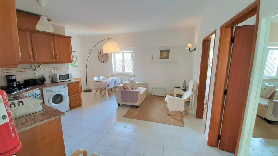 TV and multimedia, Living room, Dining area