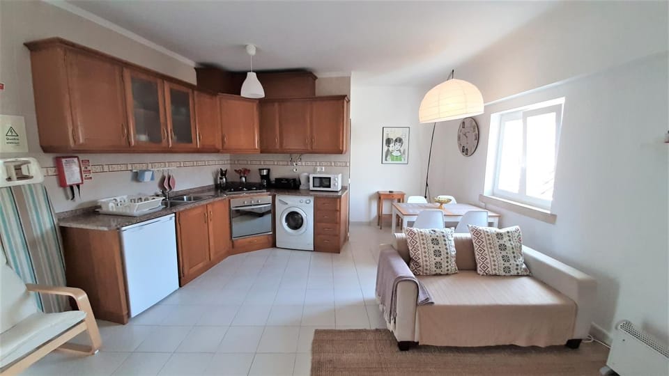TV and multimedia, Living room, Dining area