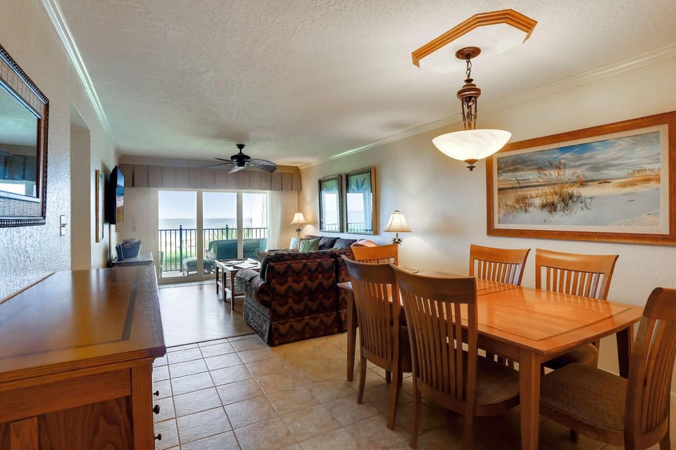 Land's End 7-304 Beach Front - Premier House in Sunset Beach