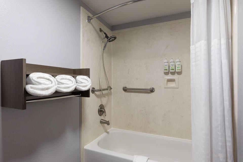 Bathroom, acessibility