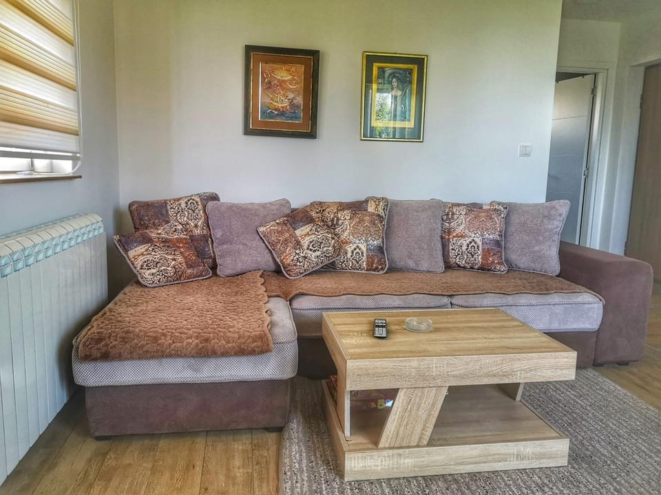 Iznad Oblaka Apartman 8 Apartment in Serbia