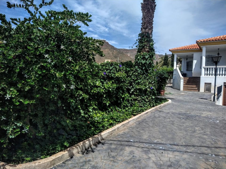 Chalet con piscina en Níjar House in Comarca Metropolitana de Almería