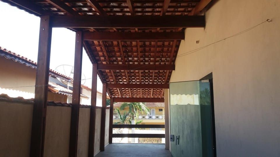 Cantao do Indaia - menos de 1 minuto da praia! House in Bertioga