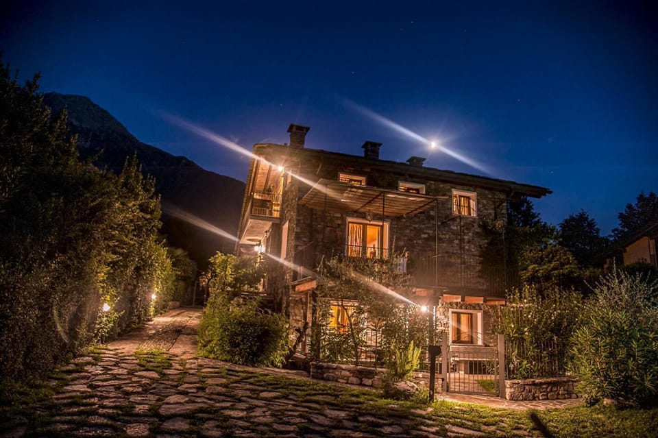 Property building, Night