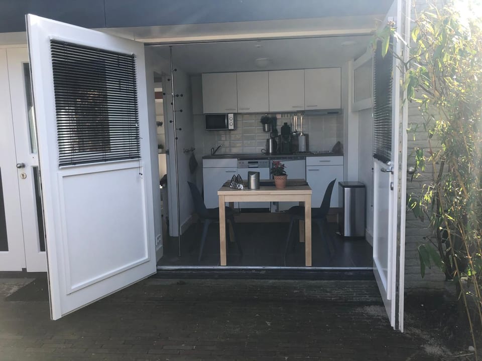 Kitchen or kitchenette, kitchen, kitchen