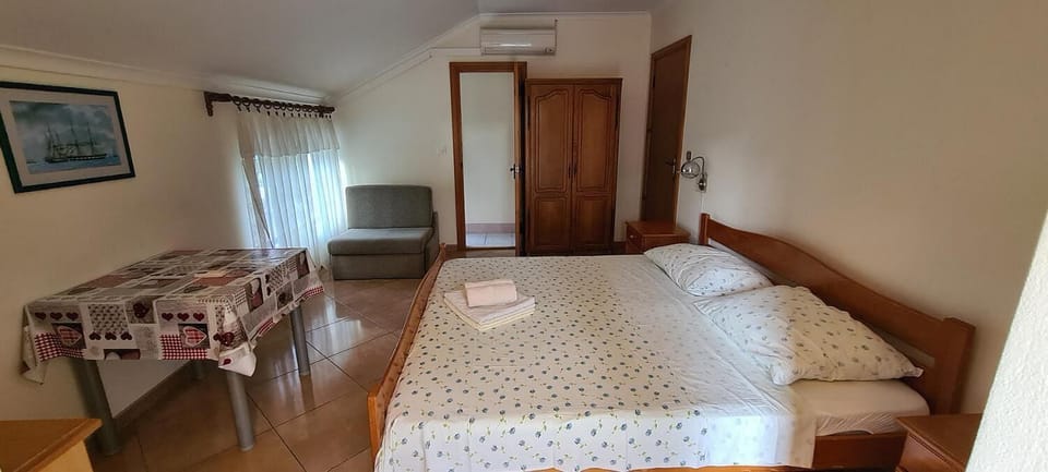 Studio apartment in Orebic with Seaview, Terrace, Air condition, WIFI (4669-3) Apartment in Dubrovnik-Neretva County