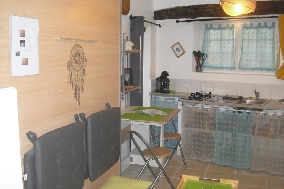 Kitchen or kitchenette, stove