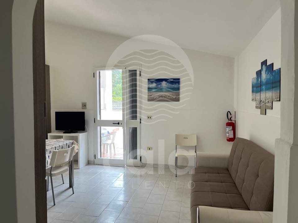 TV and multimedia, Living room, Dining area