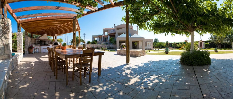 Patio, BBQ facilities, BBQ facilities