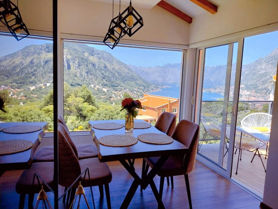 Apartment Dora Apartment in Kotor Municipality