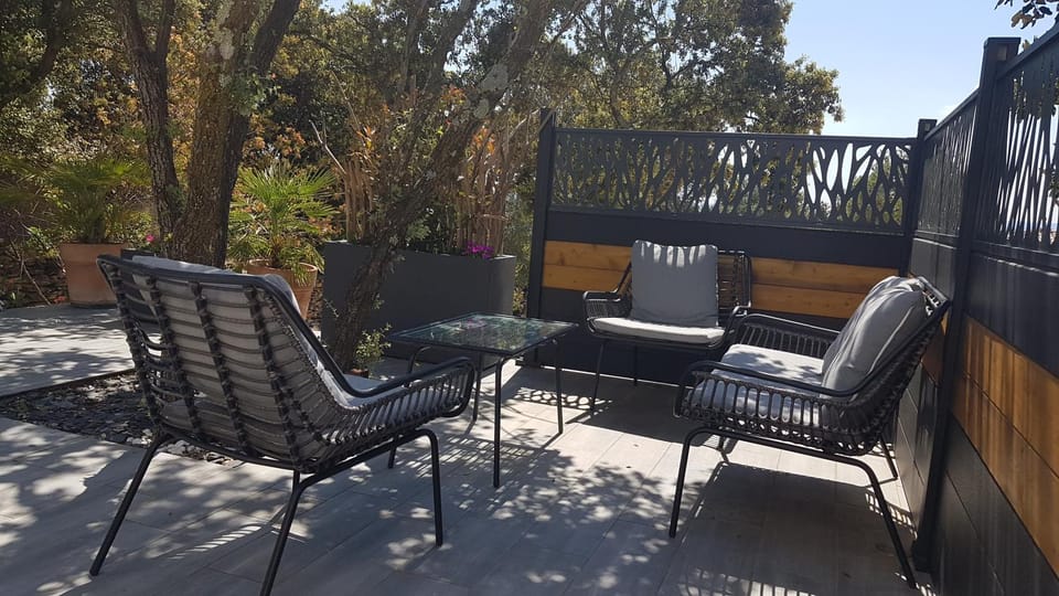 gite A L' ÉVIDENCE House in Provence-Alpes-Côte d'Azur