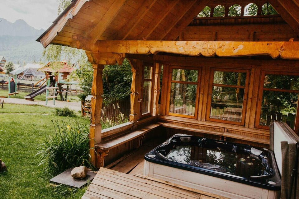 Hot Tub, Hot Tub