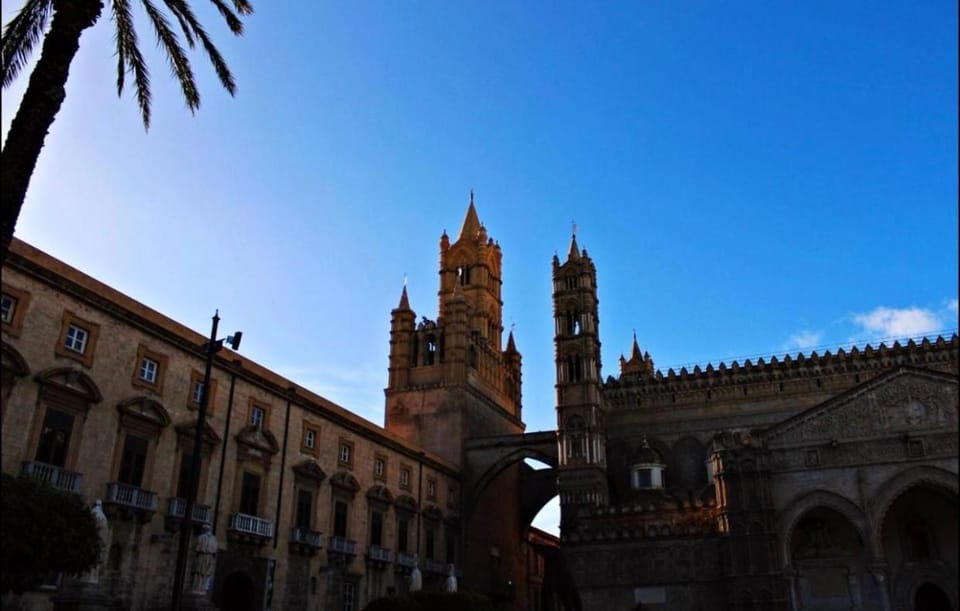 Dietro la Cattedrale Apartment in Palermo