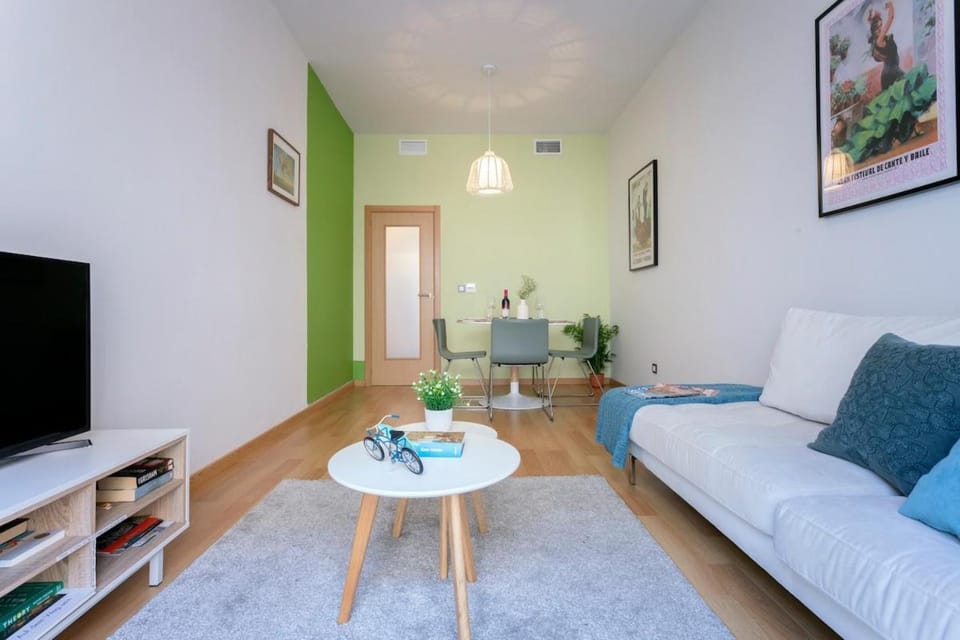 Communal lounge/ TV room, Living room