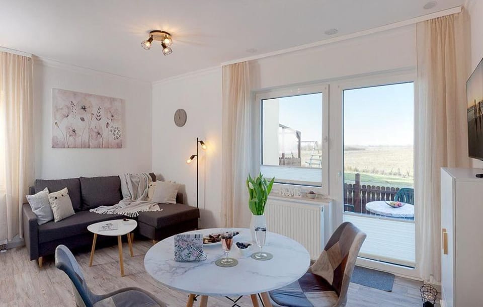 Bungalow "Wiesenblick" Apartment in Trassenheide