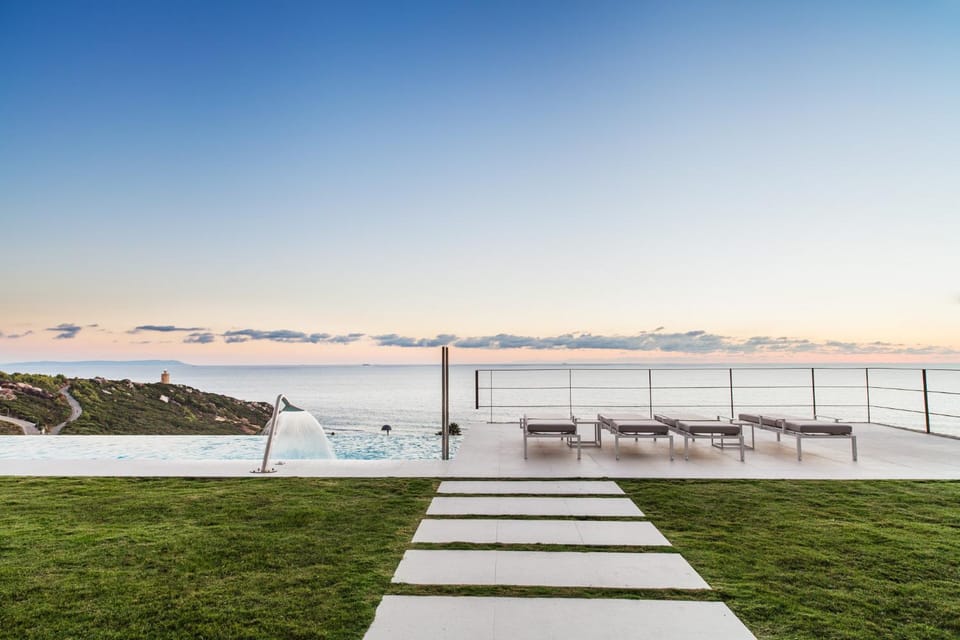 Garden, Balcony/Terrace, Pool view, Sea view, Swimming pool, sunbed