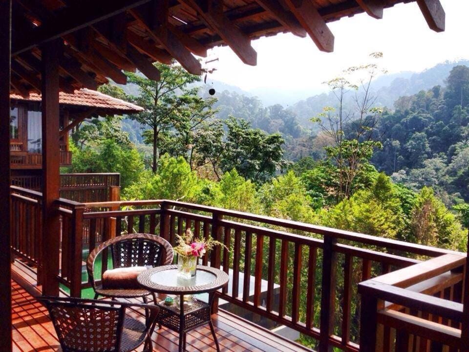 Balcony/Terrace, Mountain view