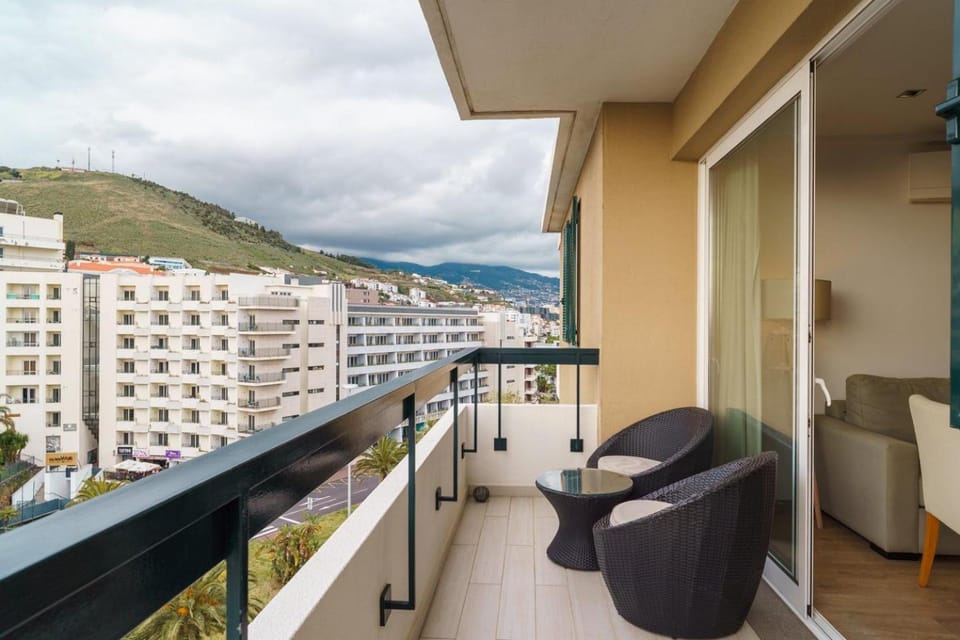 Golden escape in Funchal Apartment in Funchal