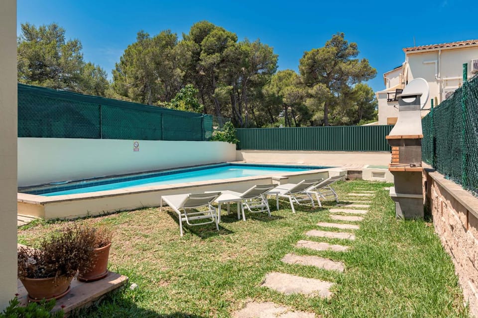 Pool view, Swimming pool