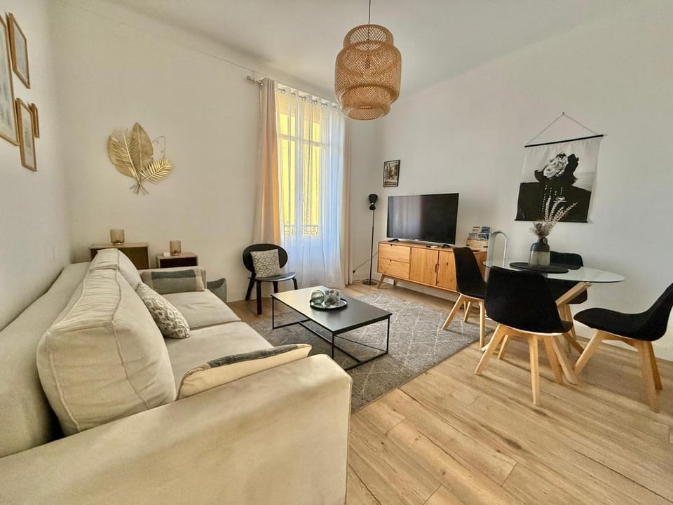 Le Salvator Apartment in Cannes