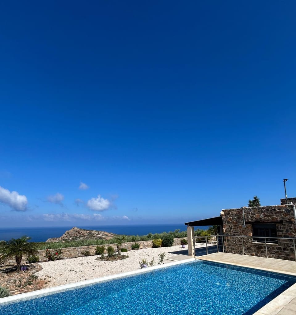 VILLA ASTERAKI private pool, magic sunsets, near Elafonisi Villa in Crete