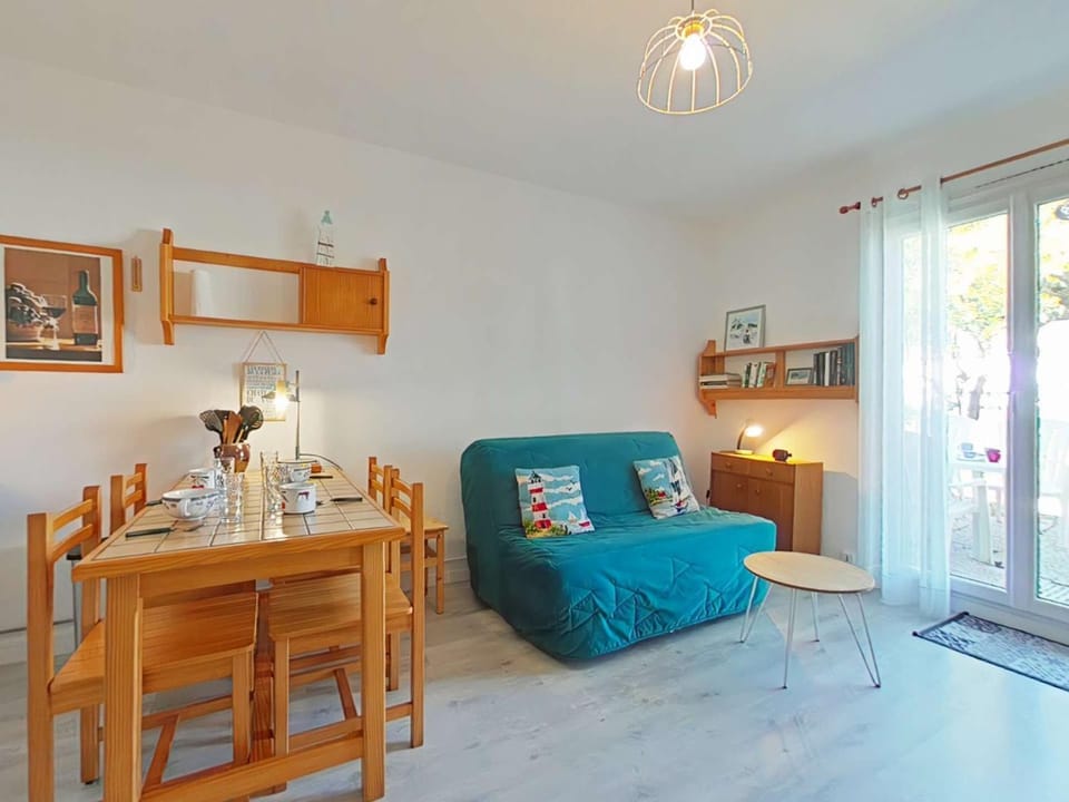 Studio cosy avec jardinet à 300m de la plage - 4 couchages - FR-1-224B-689 Apartment in Pays de la Loire