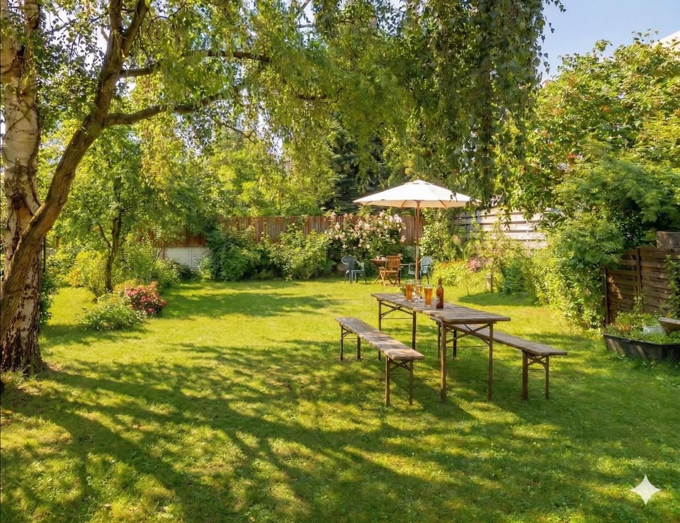 Garden, Garden view