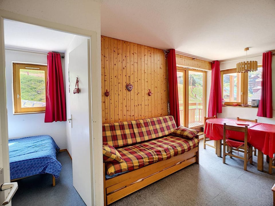 Les Menuires: Appartement 3 pièces, 6 pers, animaux admis - FR-1-178-32 Apartment in Les Allues