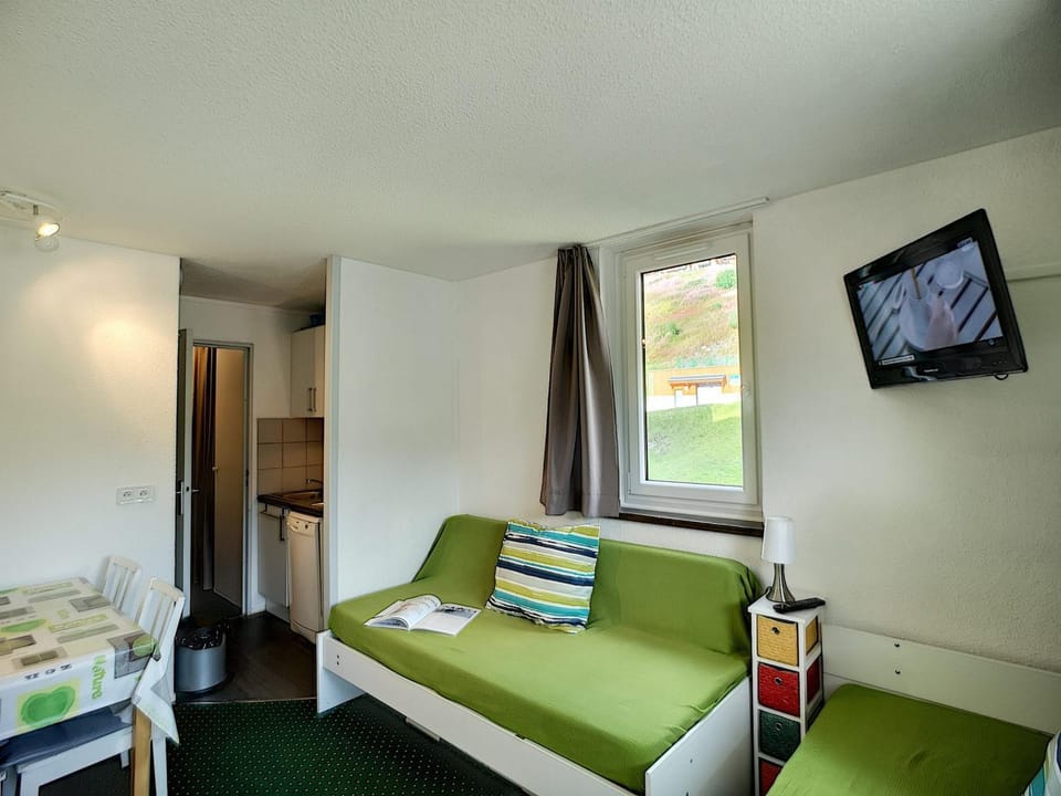 2 pièces 4 pers, balcon sud, parking, Les Menuires - FR-1-178-48 Apartment in Les Allues