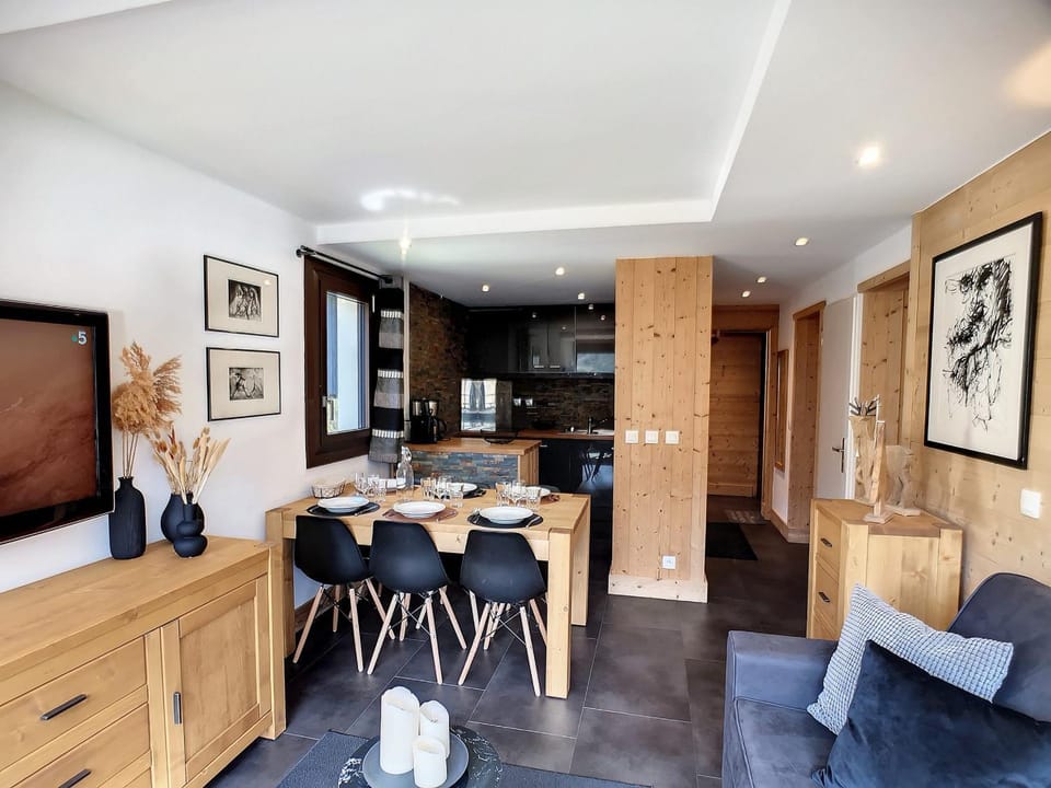 Appartement confort au pied des pistes, 6 pers, wifi - FR-1-178-68 Apartment in Les Allues