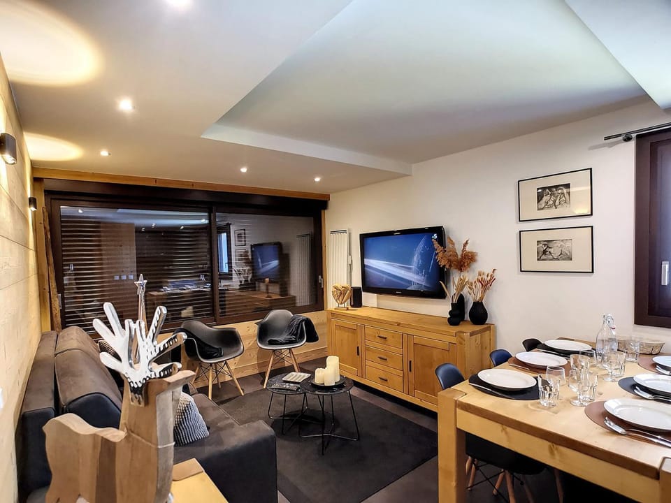 Appartement confort au pied des pistes, 6 pers, wifi - FR-1-178-68 Apartment in Les Allues
