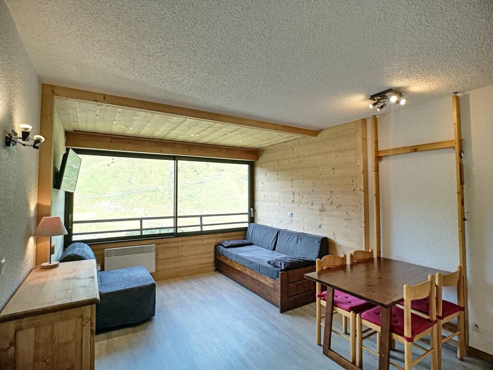 2 Pièces, 5 Pers, Rénové, Piste & Commerces, Wifi Gratuit - FR-1-178-70 Apartment in Les Allues