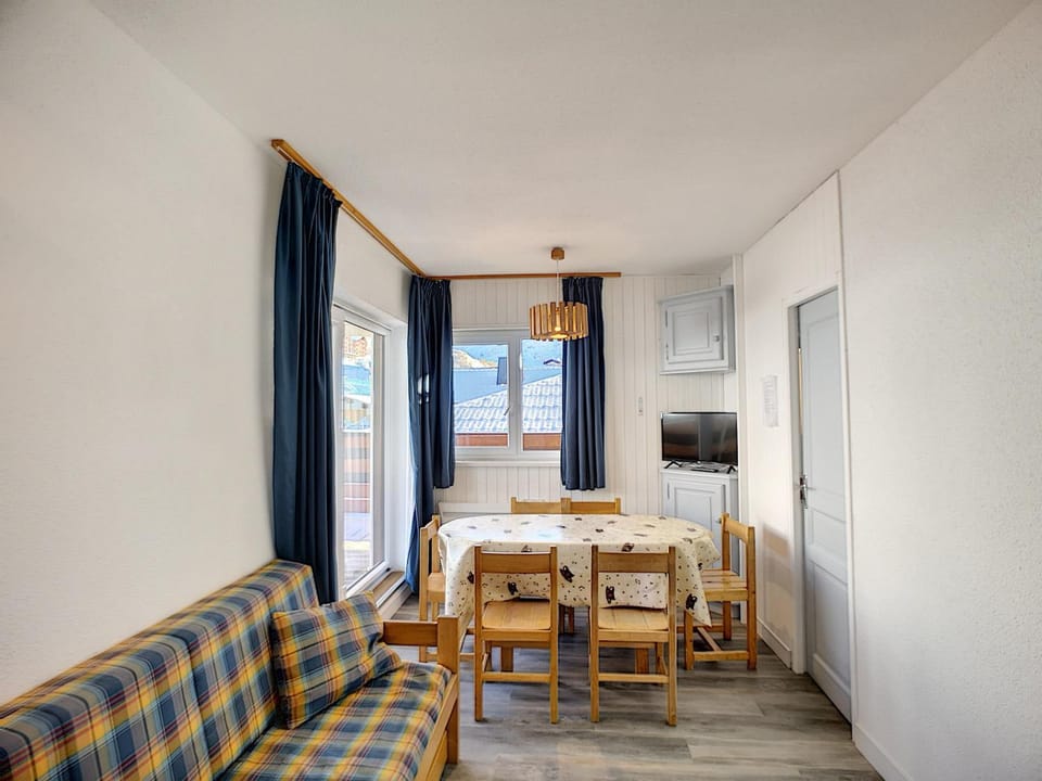 3 pièces 6 pers, pistes, animaux admis, parking - FR-1-178-104 Apartment in Les Allues