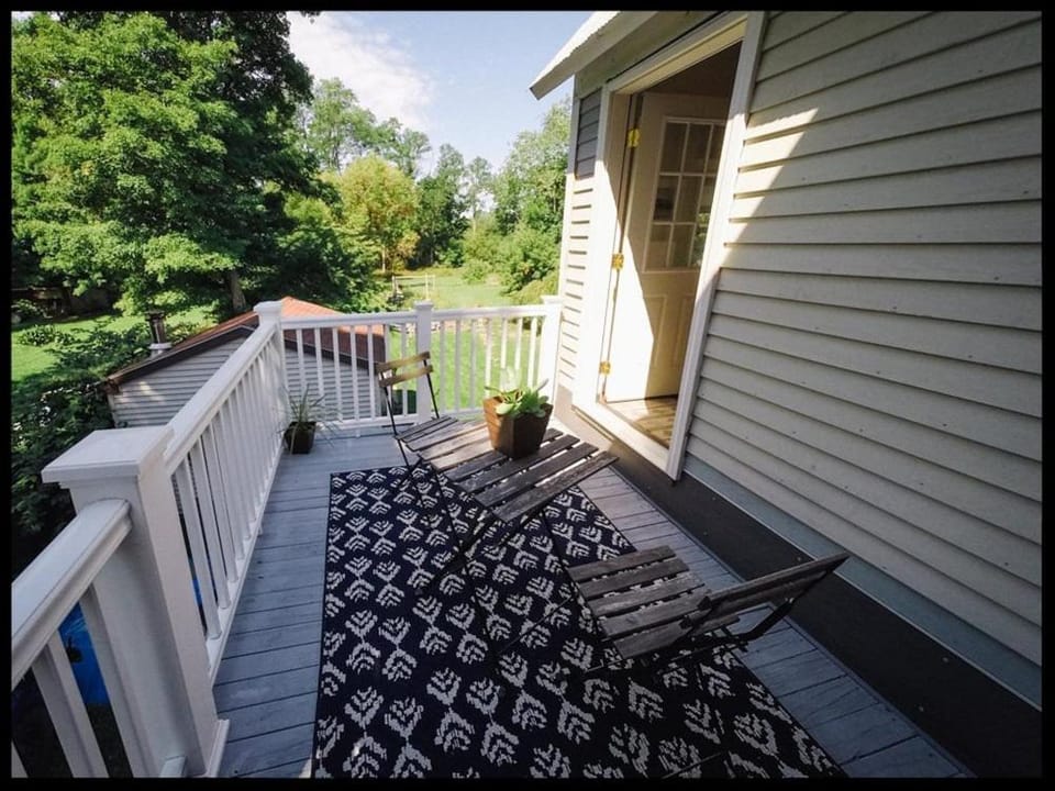 Spring, Summer, View (from property/room), Balcony/Terrace, Seating area, Autumn, Garden view