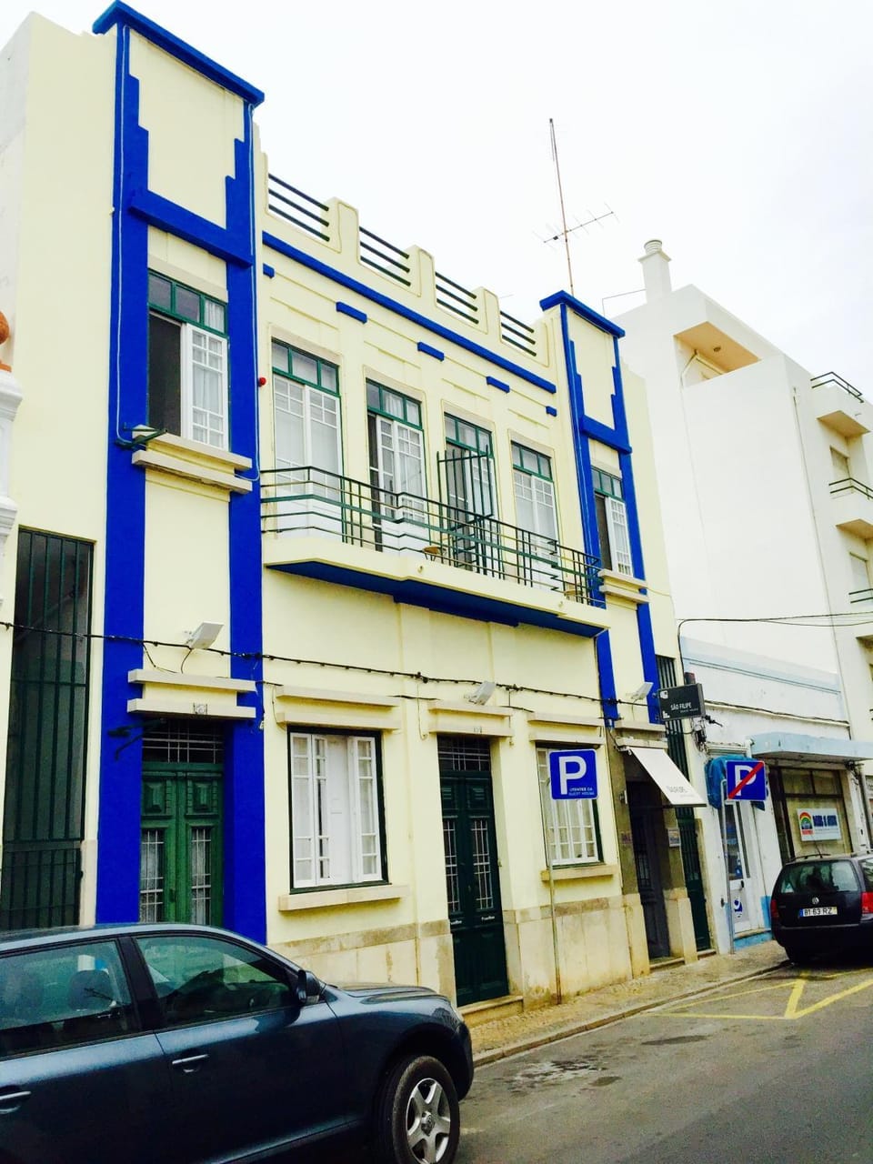 Facade/entrance