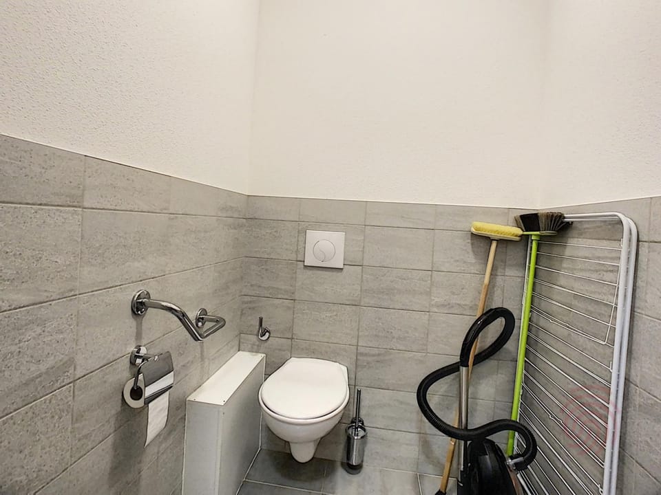 Appartement F2 climatisé avec parking, Wi-Fi, animaux acceptés, proche centre et Thermes - FR-1-451-113 Apartment in Occitanie