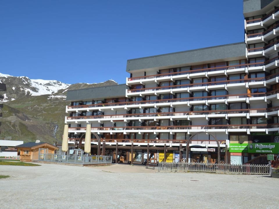 Appartement rénové pour 4 pers au pied des pistes - La Croisette - FR-1-452-196 Apartment in Les Allues