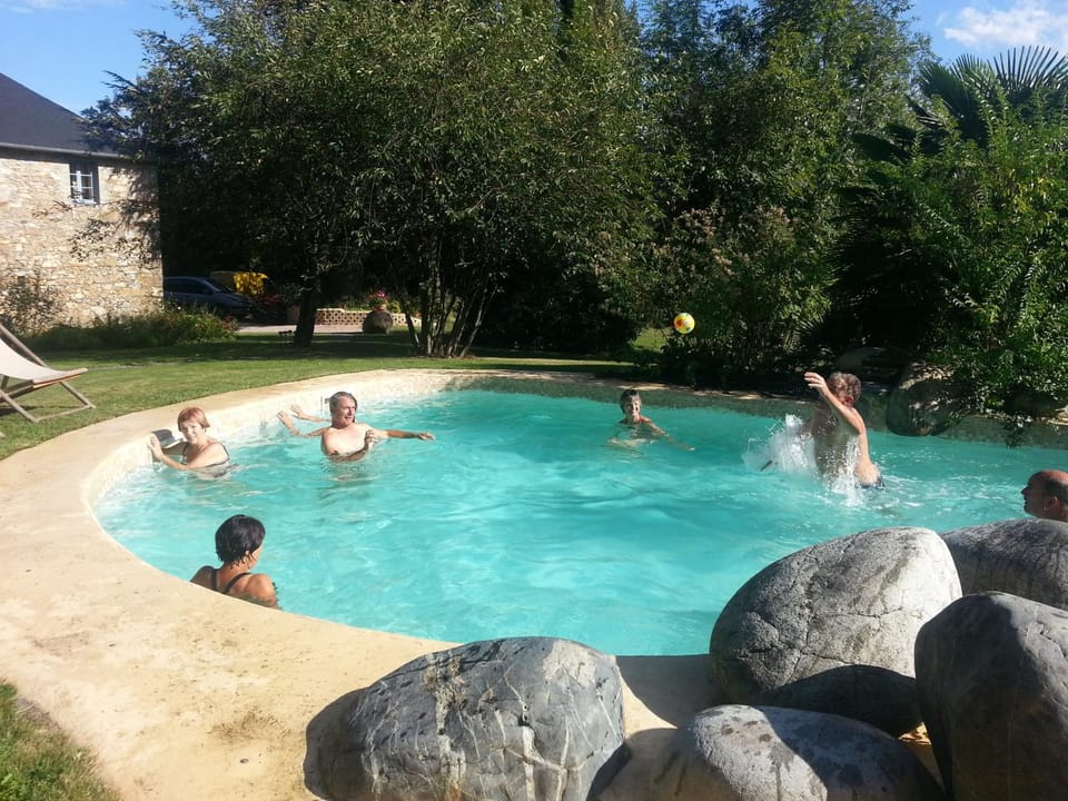 Swimming pool
