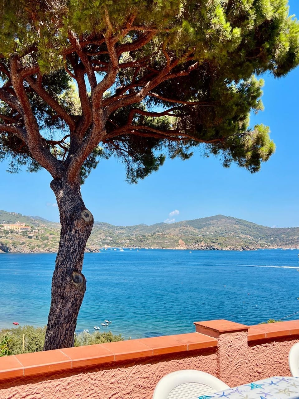 Nearby landmark, Spring, Day, Natural landscape, View (from property/room), Balcony/Terrace, Lake view, Mountain view, River view, Sea view