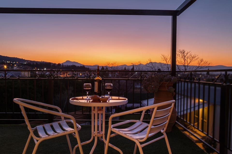 Patio, Natural landscape, View (from property/room), Balcony/Terrace, Balcony/Terrace, City view, Garden view, Garden view, Landmark view, Landmark view, Mountain view, Sunset