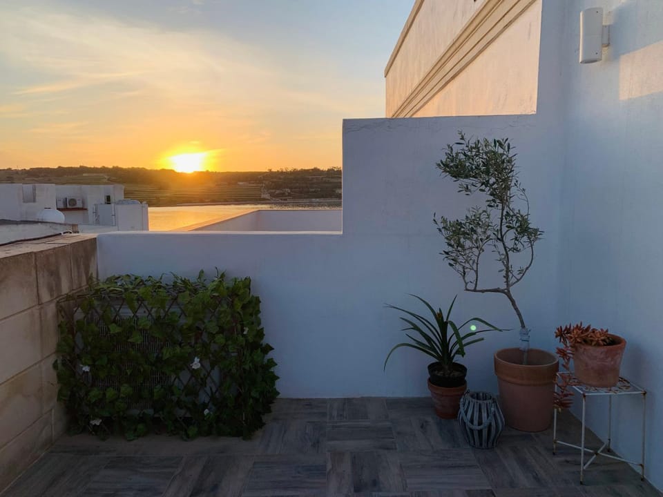 Balcony/Terrace, Balcony/Terrace, Sunrise