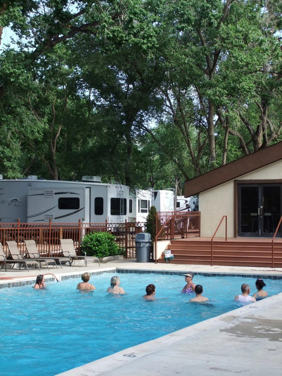 Swimming pool