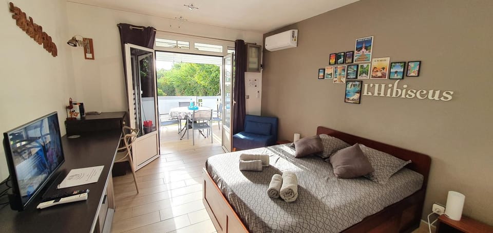 L'Hibiscus piscine et plage Apartment in Sainte-Luce